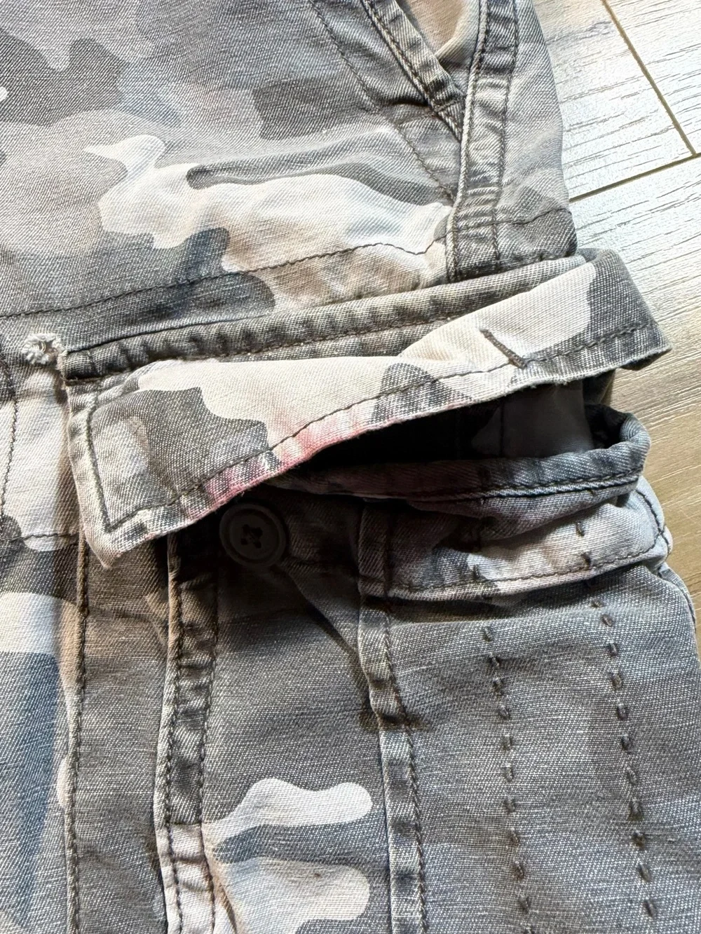 Faded Glory Men’s Gray Camo Cargo Shorts Cotton Canvas Flat Front Button Pockets